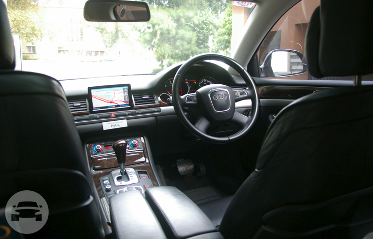 D3 Audi A8 Quattro- Black
Sedan /
Mornington VIC 3931, Australia

 / Hourly AUD$ 80.00
