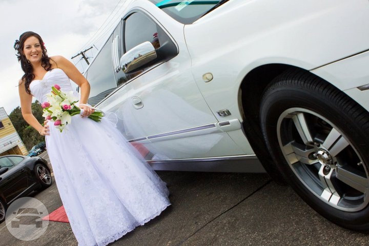 Ford Fairlane Stretch Limousine
Limo /
Surfers Paradise QLD 4217, Australia

 / Hourly (City Tour) AUD$ 220.00
 / Hourly (Prom) AUD$ 440.00
 / Hourly (Wedding) AUD$ 594.00
 / Airport Transfer AUD$ 198.00
