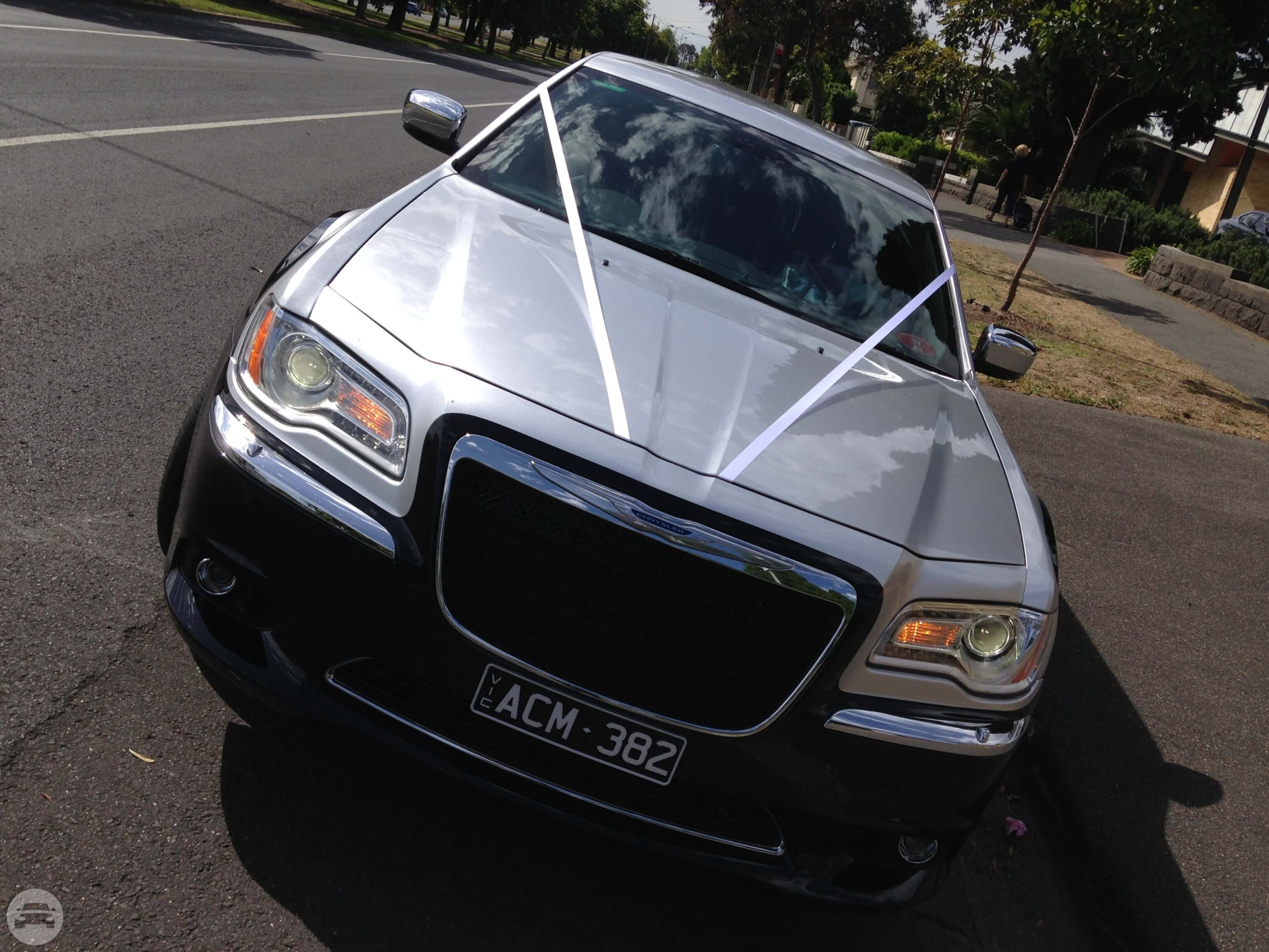 Chrysler Silver Black  300C
Limo /
Ballarat VIC, Australia

 / Hourly AUD$ 320.00

