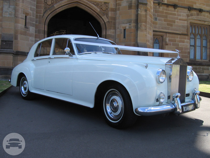 Rolls Royce Silver Cloud 1957
Sedan /
Abbotsbury NSW 2176, Australia

 / Hourly AUD$ 0.00

