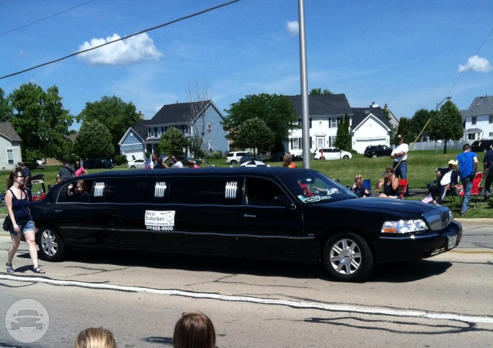 Lincoln Town Car Stretch Limousine - Black
Limo /


 / Hourly AUD$ 0.00
