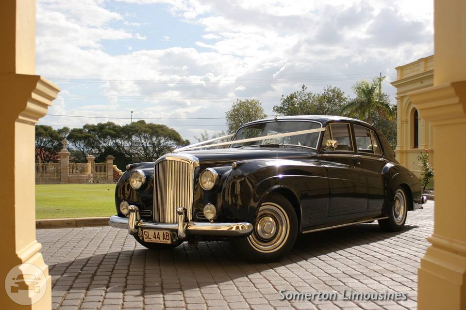 1956 Bentley S1
Sedan /
Gold Coast QLD, Australia

 / Hourly AUD$ 0.00
