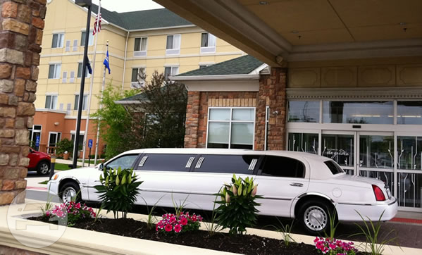 10 Passenger Lincoln Town Car Limousine
Limo /


 / Hourly AUD$ 0.00
