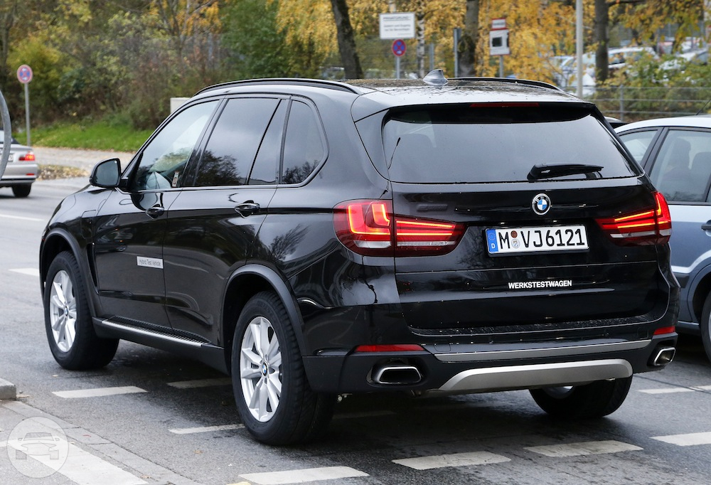 BMW X5
SUV /
Melbourne, VIC

 / Hourly AUD$ 0.00
