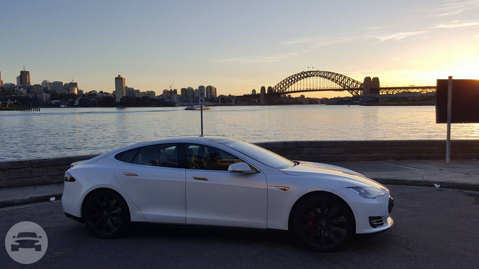 Tesla Model S
Sedan /
Sydney NSW 2000, Australia

 / Hourly AUD$ 0.00
