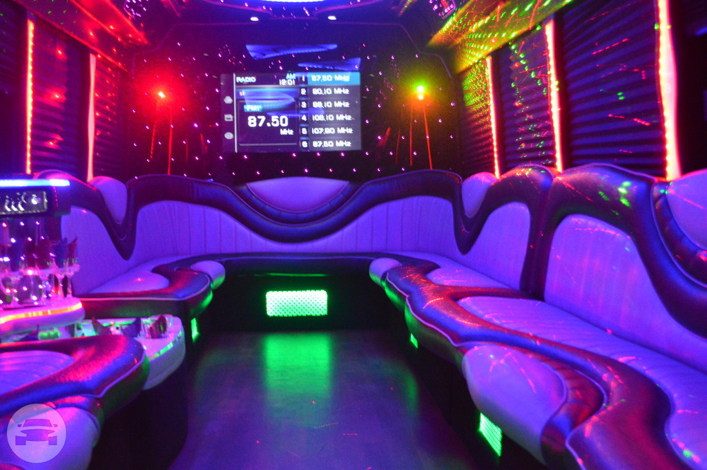 F550 Limo Bus
Party Limo Bus /


 / Hourly AUD$ 0.00
