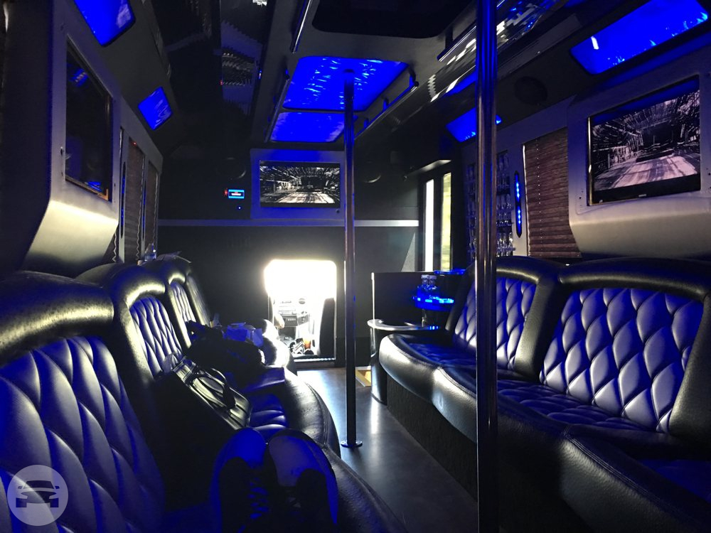 29 Passenger Tiffany Party Bus
Party Limo Bus /


 / Hourly AUD$ 0.00
