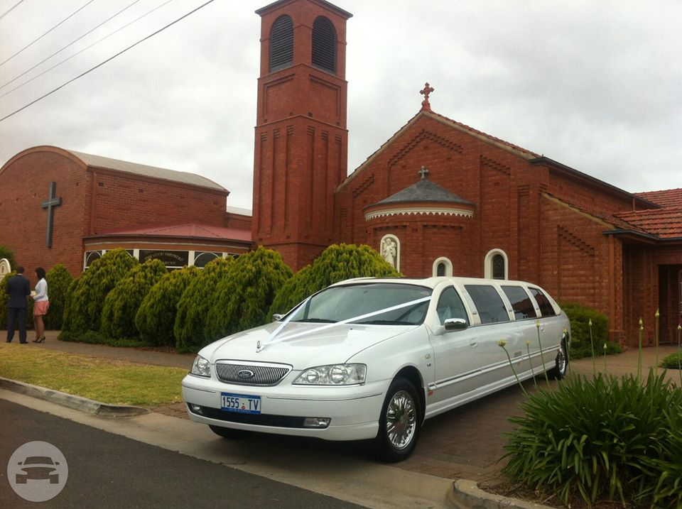 Ford Ltd limousines (white)
Limo /
Adelaide SA 5000, Australia

 / Hourly (Other services) AUD$ 265.00
