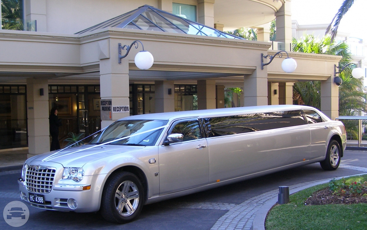Chrysler 300C Stretch
Limo /
Kangy Angy NSW 2258, Australia

 / Hourly AUD$ 400.00
