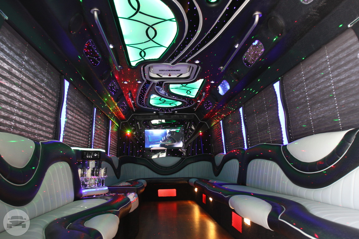 F550 Limo Bus
Party Limo Bus /


 / Hourly AUD$ 0.00

